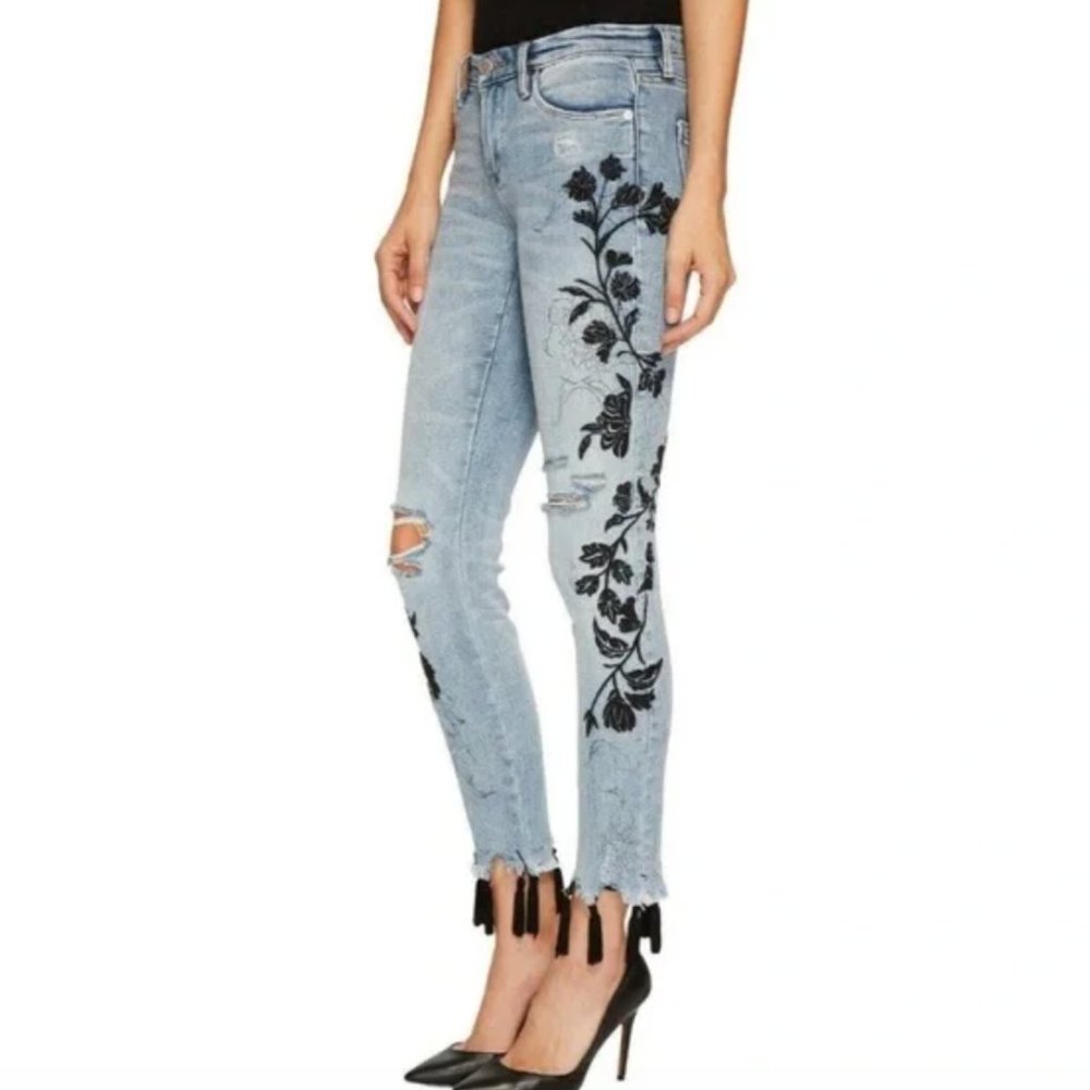 Blank NYC Shadow Bloom Crop Skinny Classique Jeans Embroidered, Tassels size 29